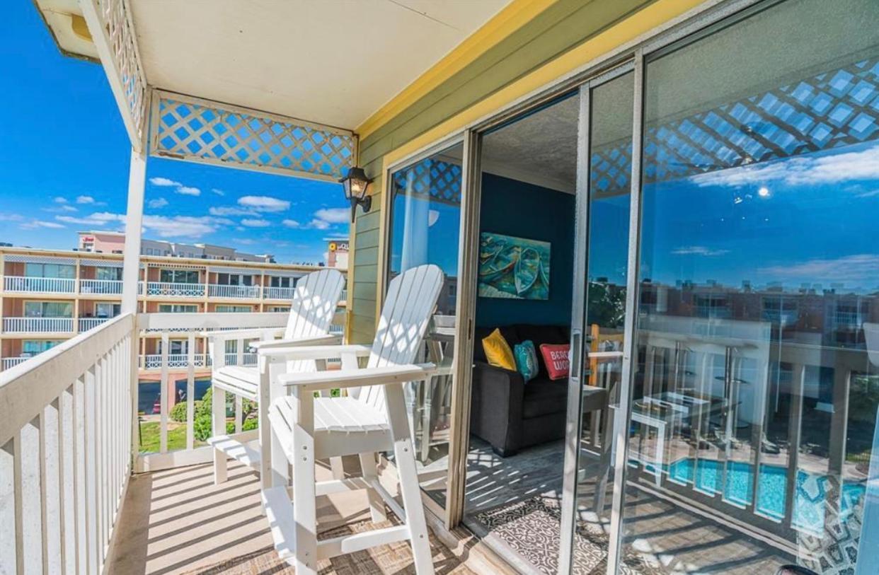 Beach Escape - Top Floor Ocean Views - Heated Pool - Seawall Blvd Galveston Bagian luar foto
